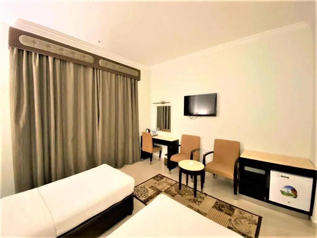 Signature Inn Hotel Deira Dubai 3*,